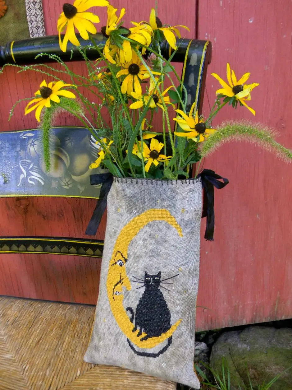 Cat in the Moon Notforgotten Farm