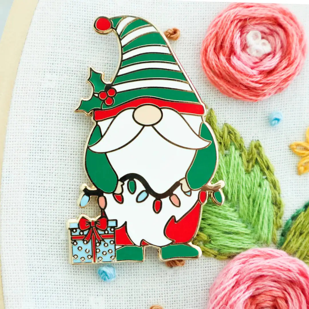 Christmas Gnome Needle Minder by Flamingo Toes Flamingo Toes