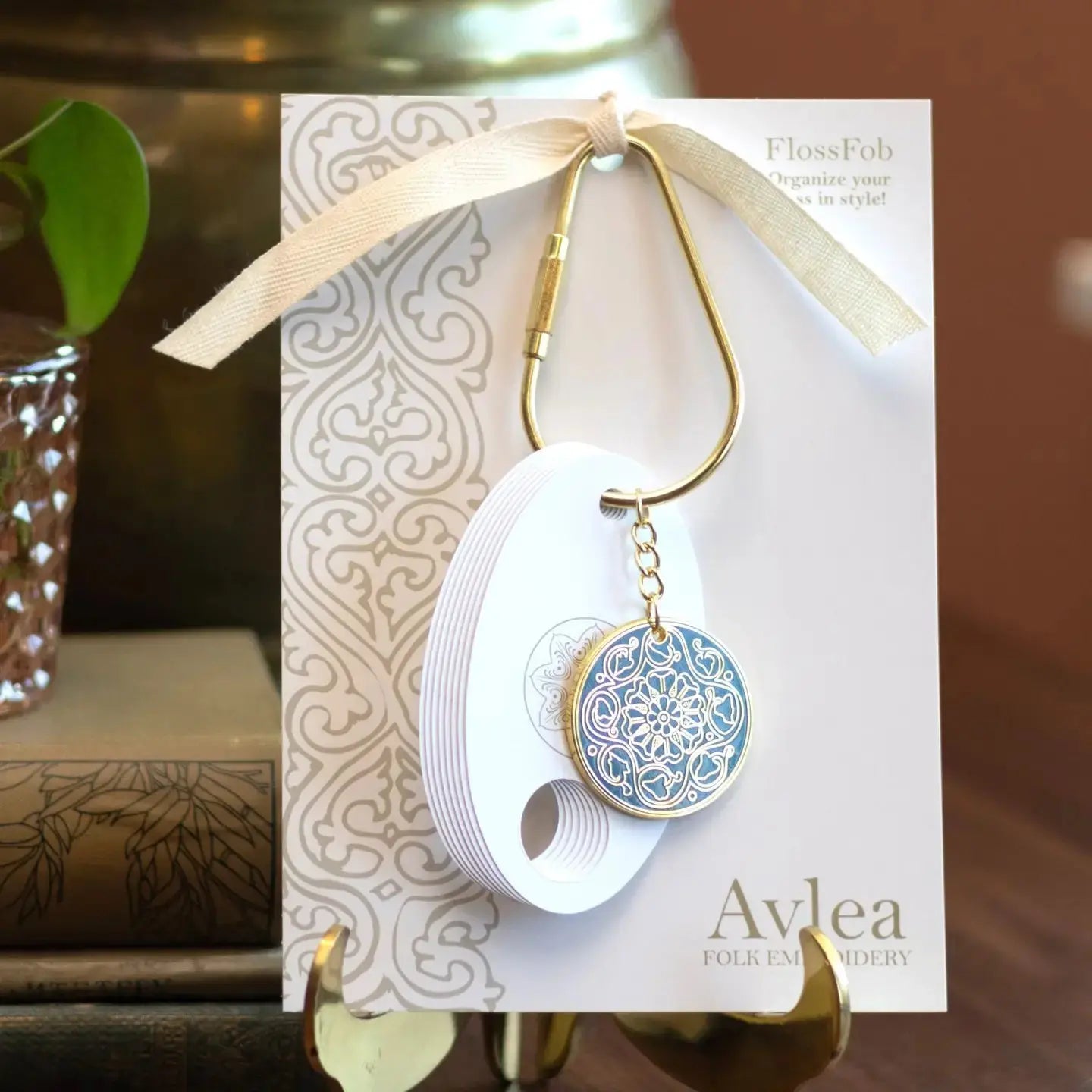 Floss Organizer - Blue Arcadian Rose Round by Avlea Avlea Folk Embroidery