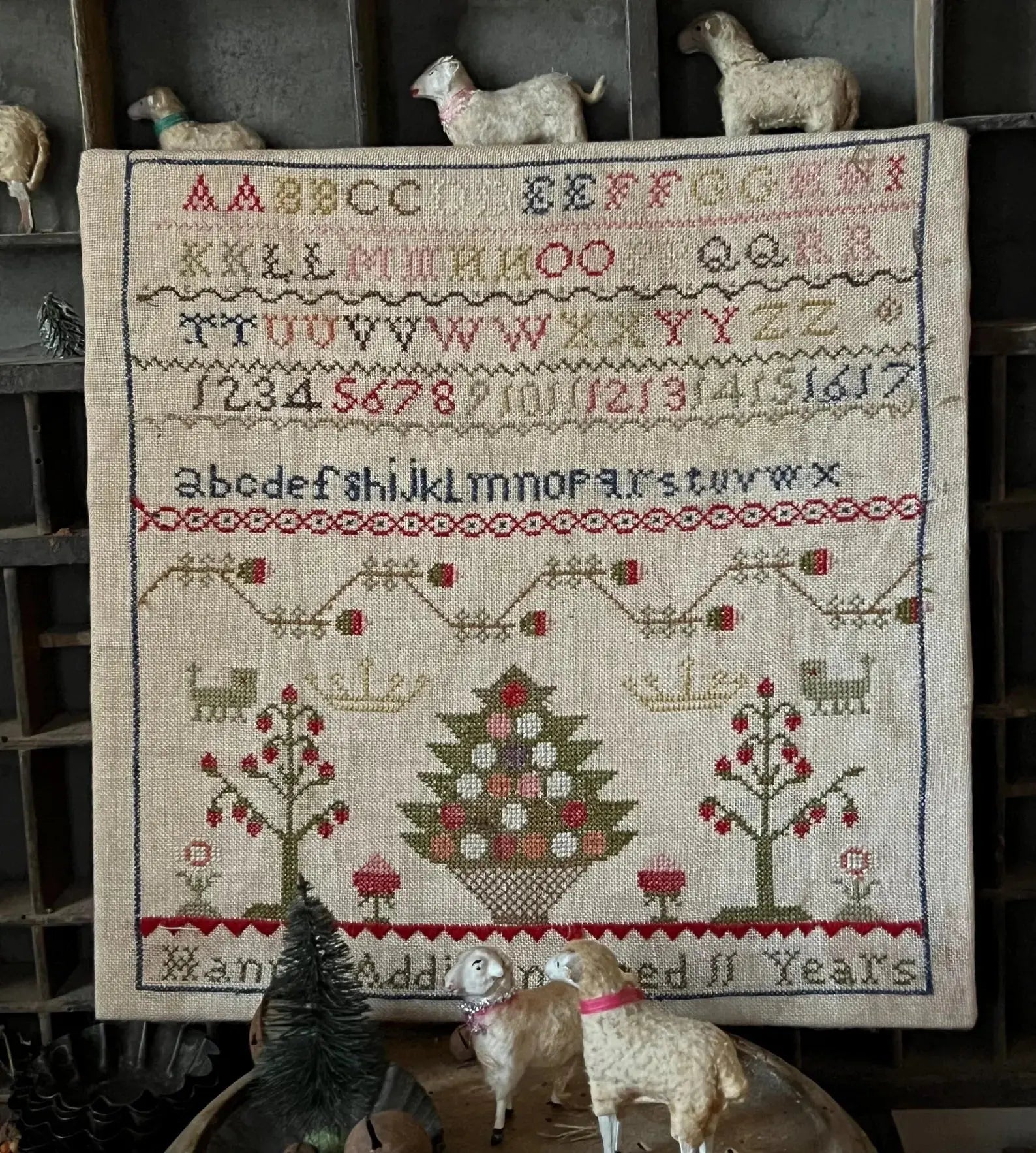 Hanna Addison 1853 by The Queen Bee Handmade The Queen Bee Handmade