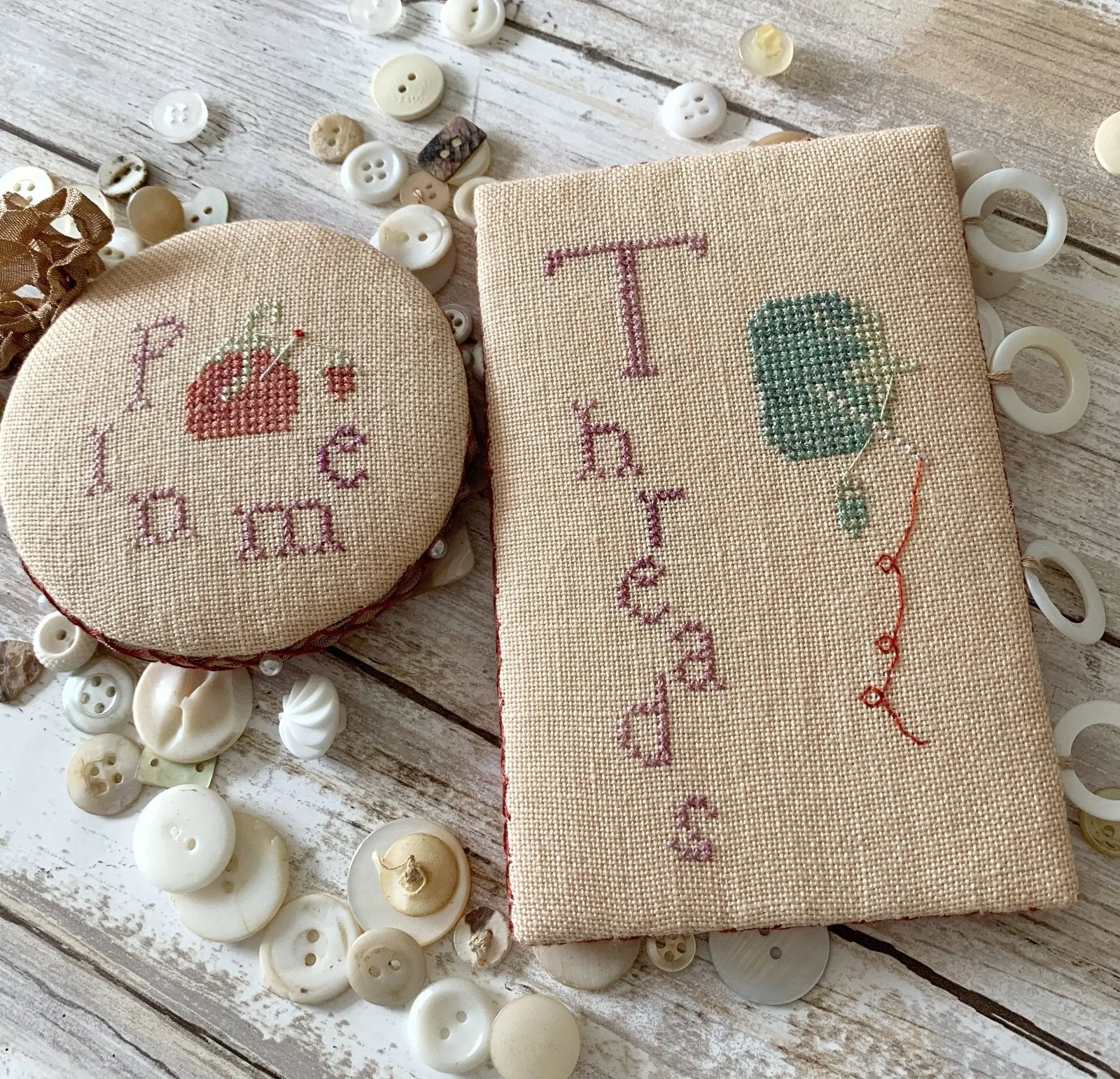 Heirloom Tomato Needlework Set - Thread Board & Pin Disk by Lucy Beam Lucy Beam