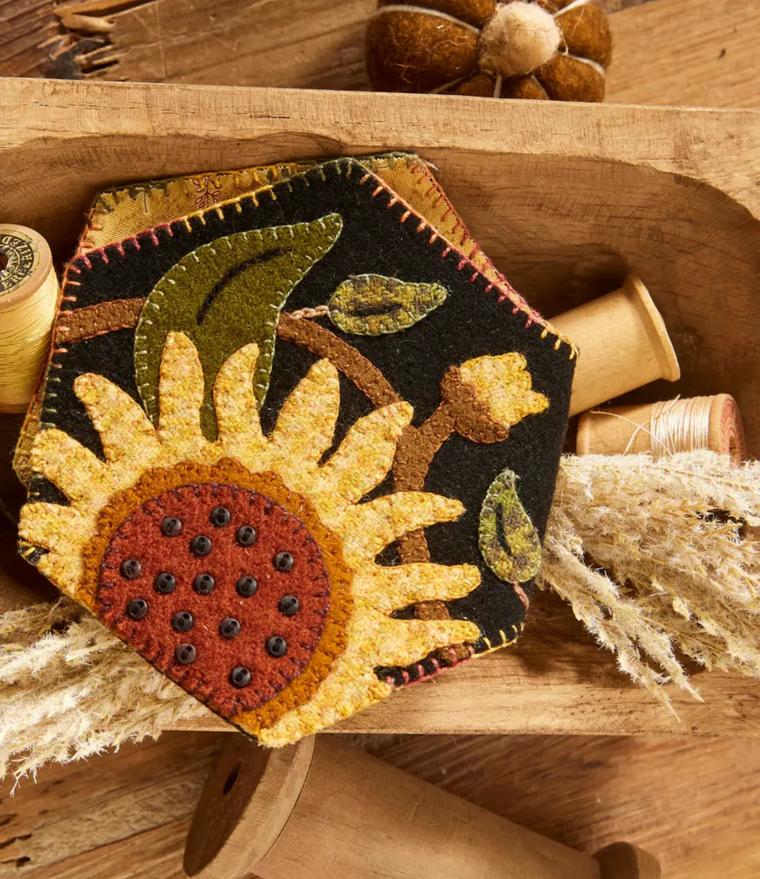 Hello Autumn Needlekeep Wool Applique by Buttermilk Basin Buttermilk Basin