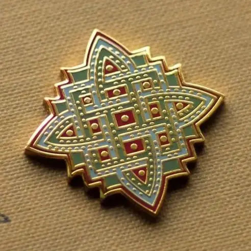 Needle Minder - Green and Red Knotwork Square by Avlea Avlea Folk Embroidery