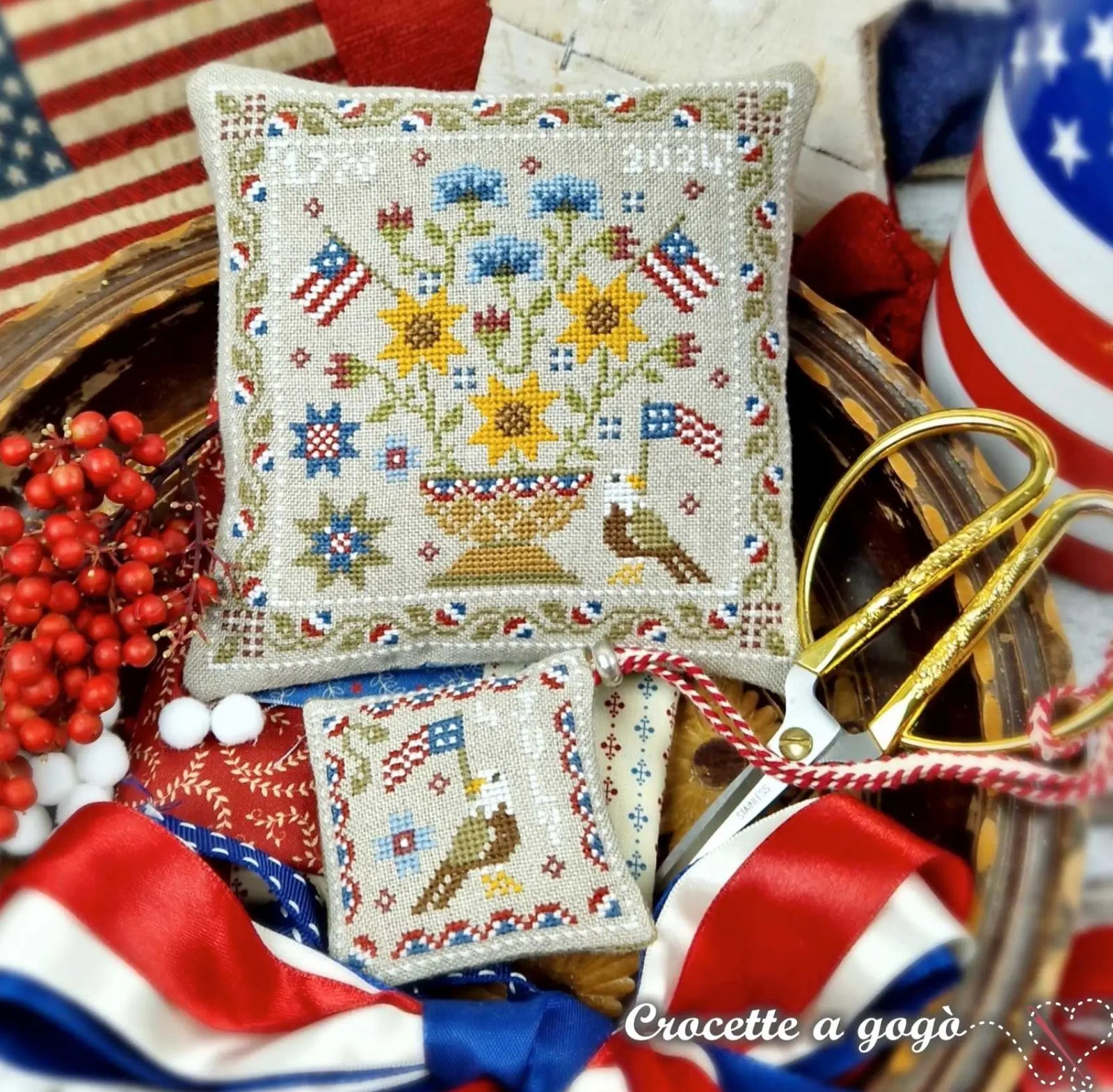 Patriotic Basket by Crocette a Gogo Crocette a gogo