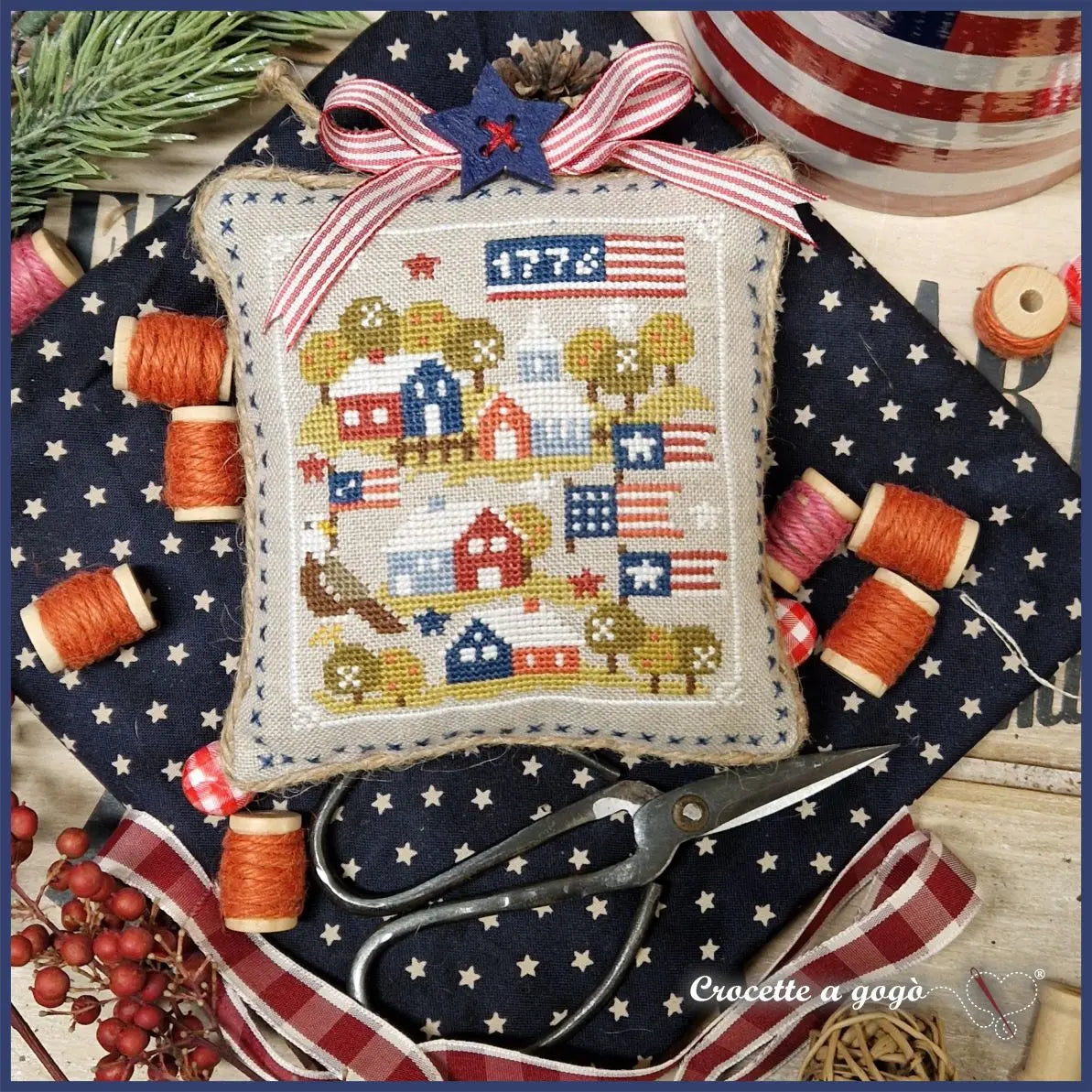 Patriotic Tiny Village by Crocette a gogo Crocette a gogo