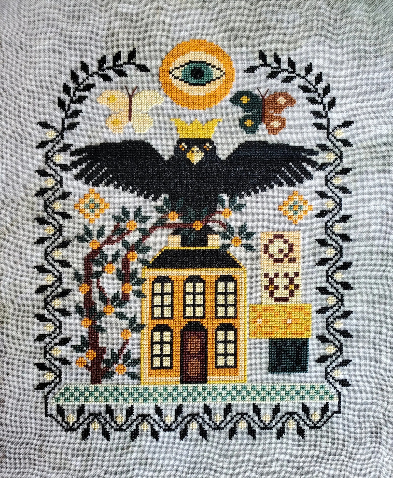 Queenie by The Artsy Housewife The Artsy Housewife