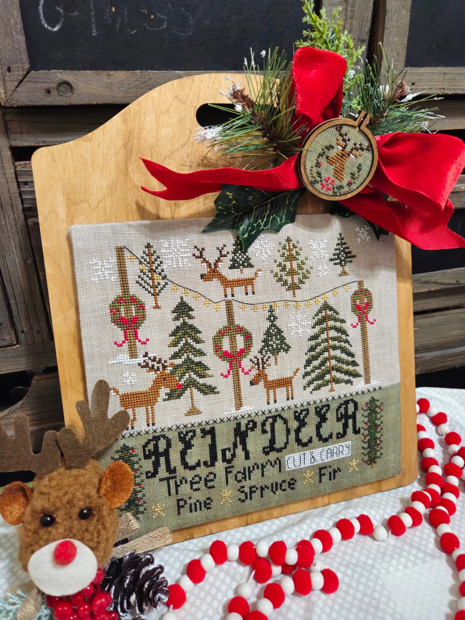 Reindeer Tree Farm by Quaint Rose Needlearts Quaint Rose Needlearts