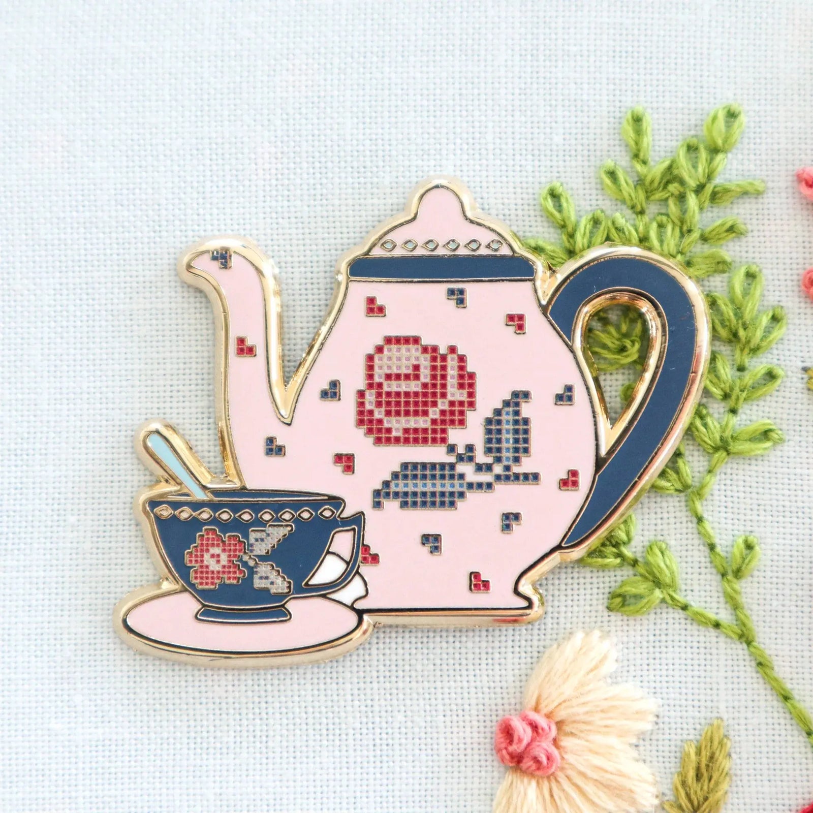 Roses Tea Set Needle Minder by Flamingo Toes Flamingo Toes