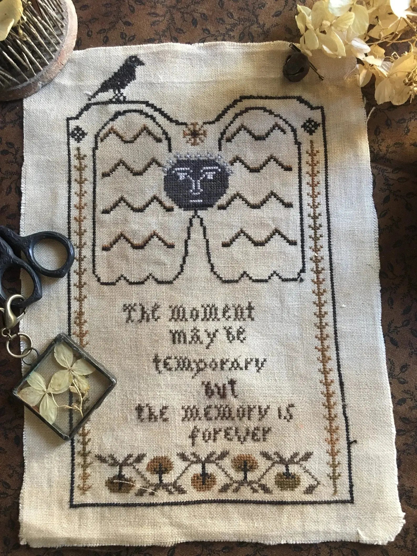 The Moment by The Queen Bee Handmade The Queen Bee Handmade