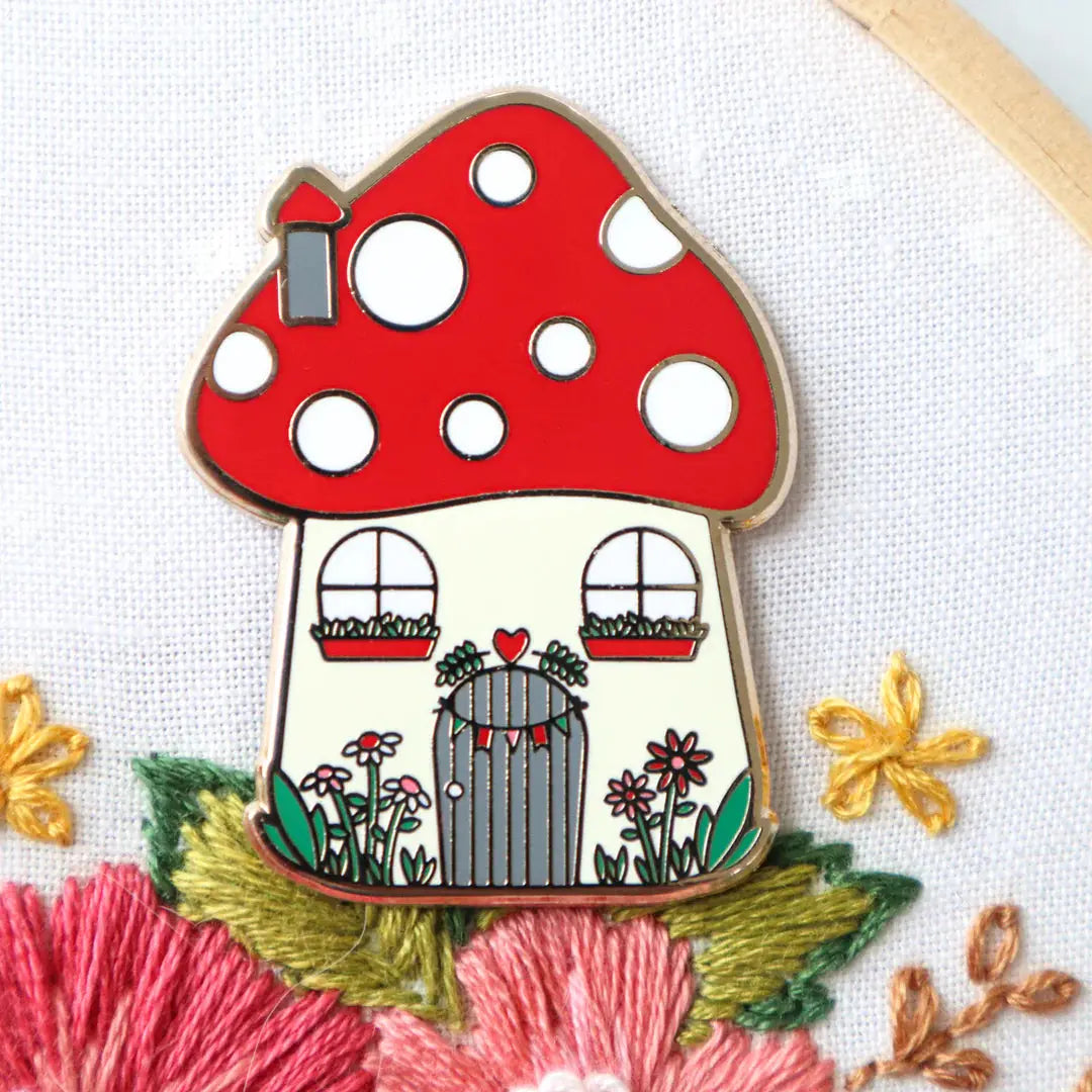 Woodland Mushroom House Needle Minder by Flamingo Toes Flamingo Toes